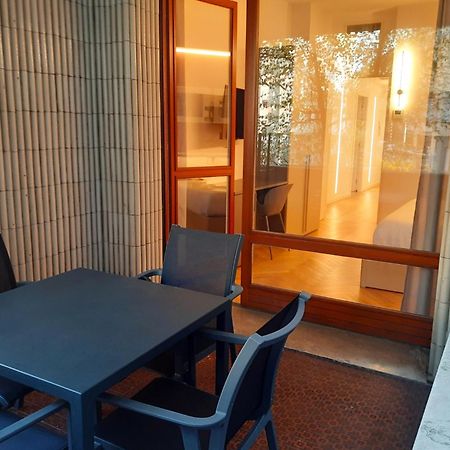 Mako Suites - Centro E Stazione Monza Bagian luar foto