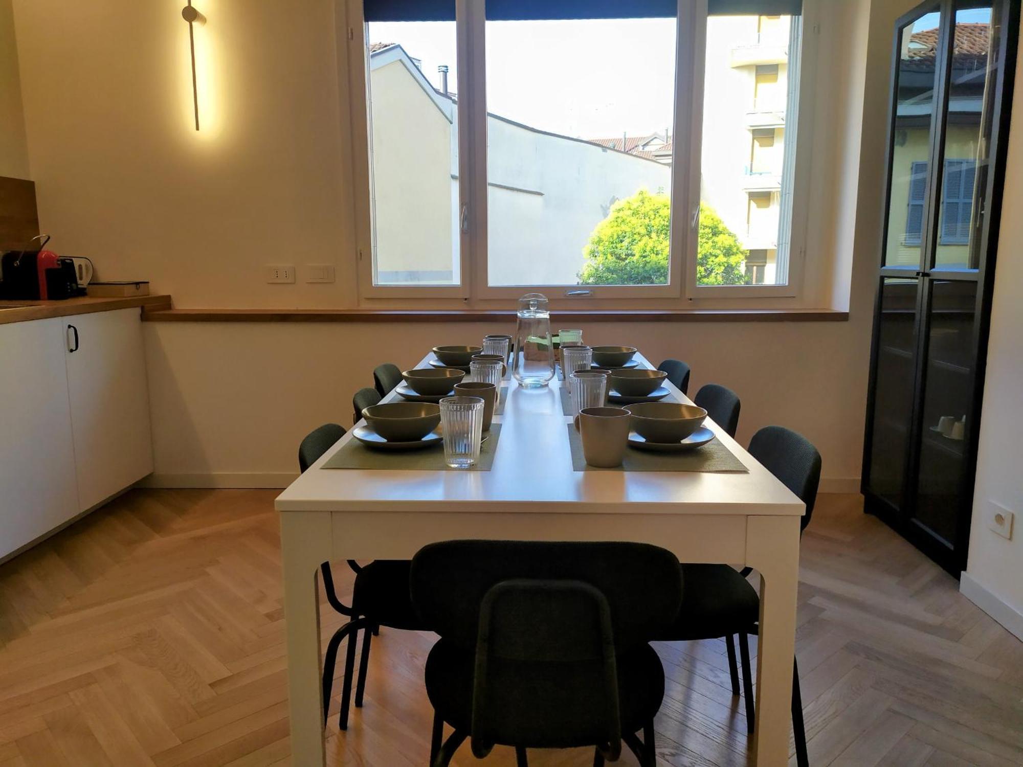 Mako Suites - Centro E Stazione Monza Bagian luar foto