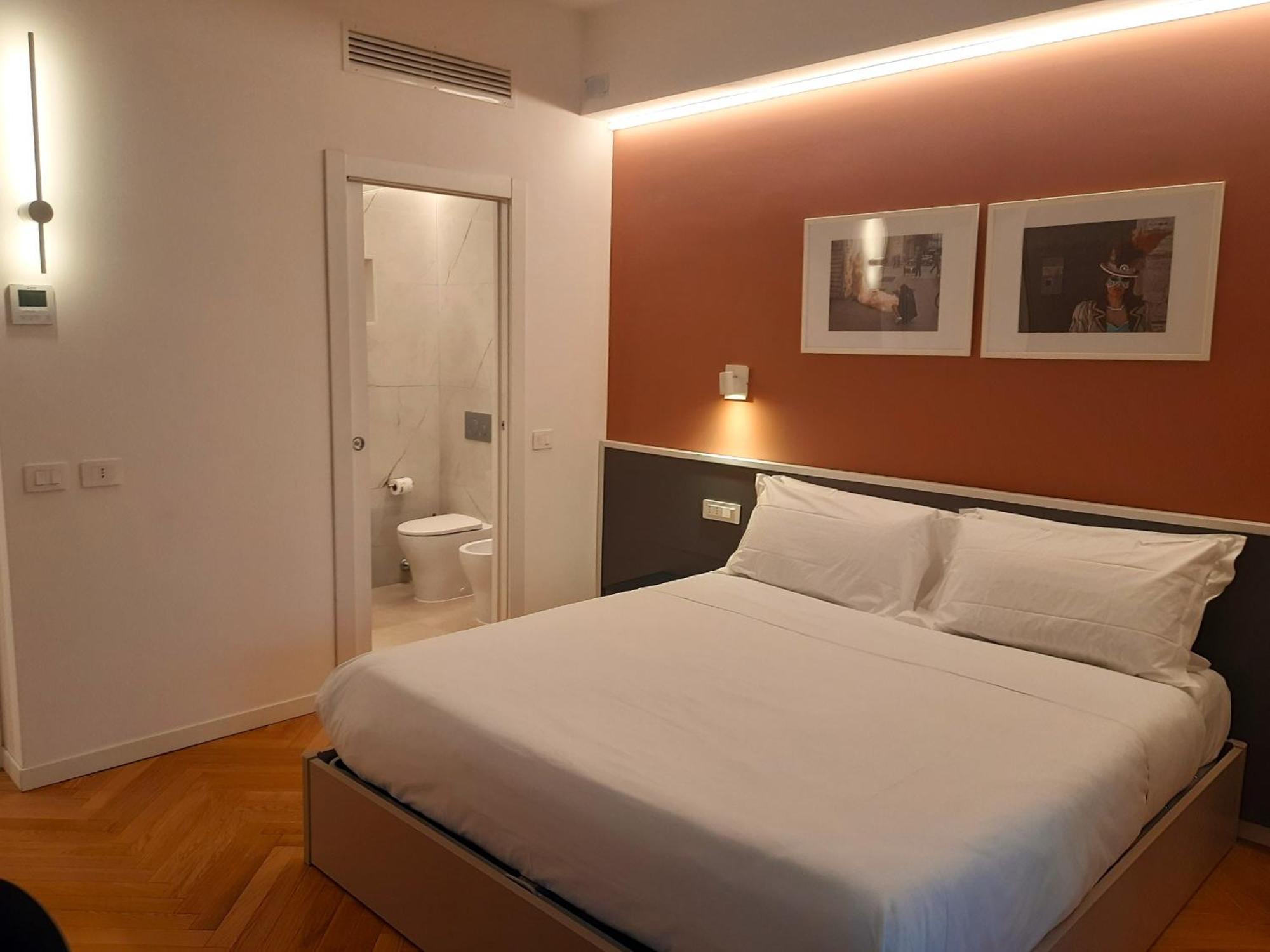 Mako Suites - Centro E Stazione Monza Bagian luar foto